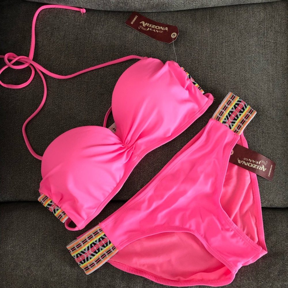 Arizona Neon pink NWT medium bikini 👙